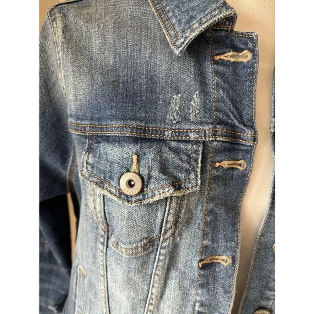 Torrid Distressed Jean Jacket Womens Size 0 Large Denim Medium Wash Button - Picture 7 of 13
